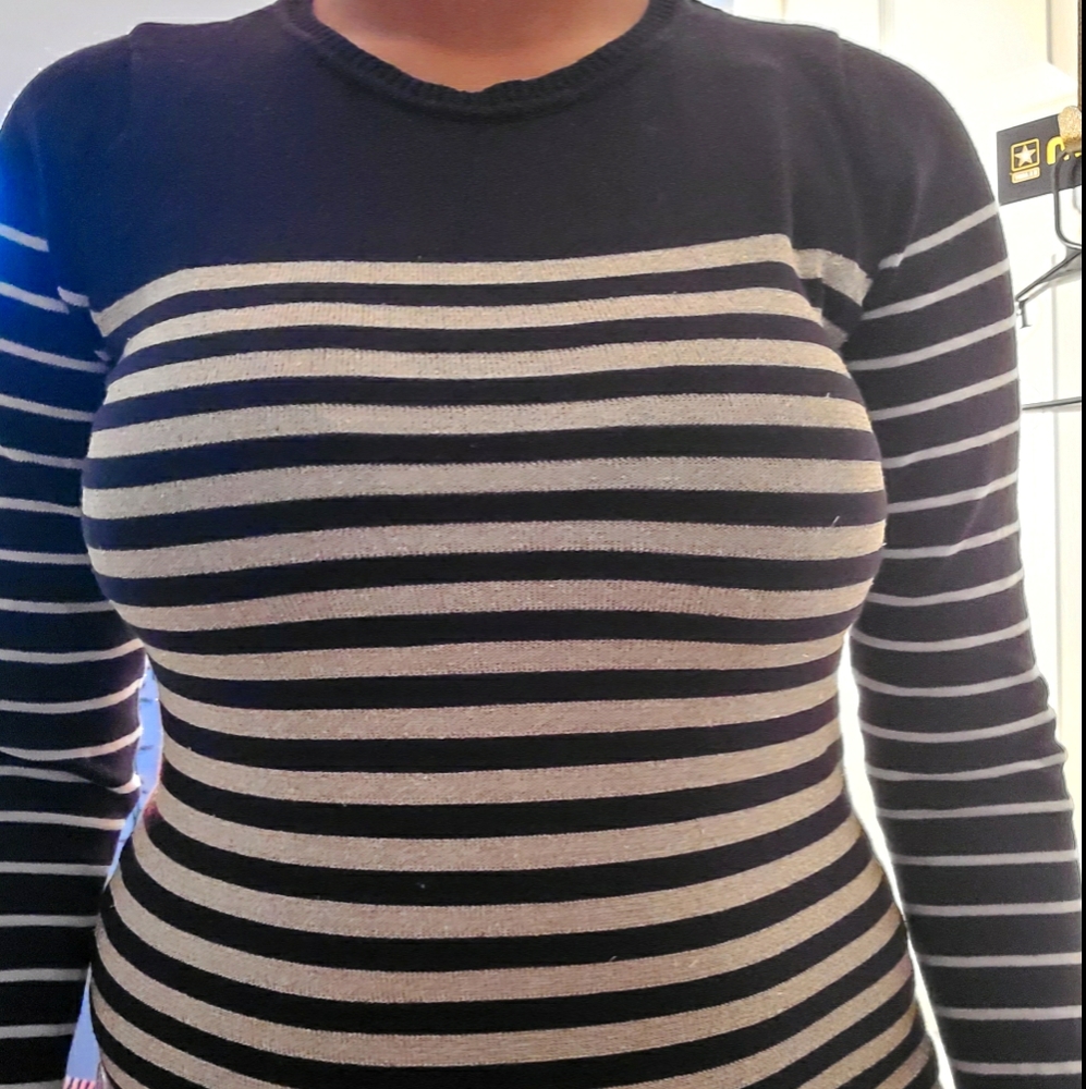 Long-sleeved Energie Sweater